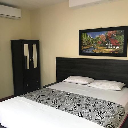 Hosteria Pacific Stone Esmeraldas Luaran gambar