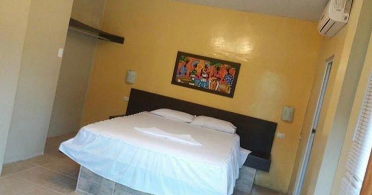 Hosteria Pacific Stone Esmeraldas Luaran gambar